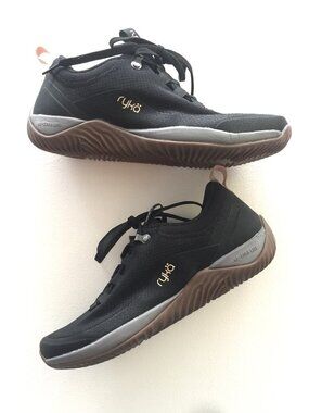 Ryka Womens Low Hiker Black Size 7W. Never Worn
